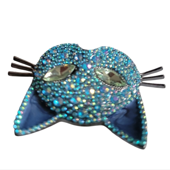 Sparkling Cat Mask Brooch - Picture 3 of 6
